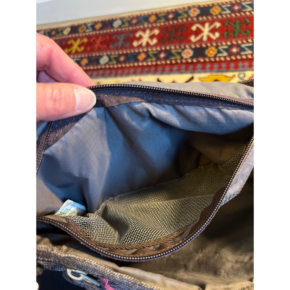 Keen Gray Textured Crossbody Messenger Bag Adjustable Patterned Strap Women - Picture 9 of 12